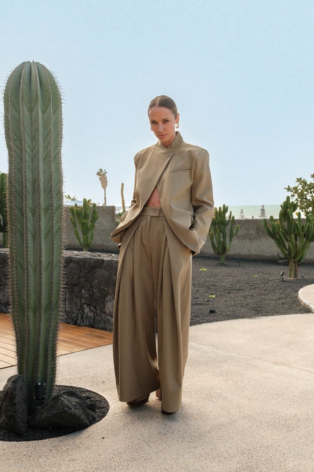 PANTALON WIDE LEG A PLIS KAKI