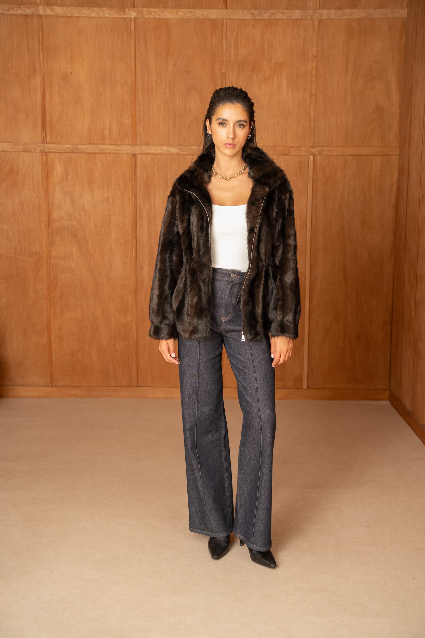 Veste en fausse fourrure effet vison zippée marron