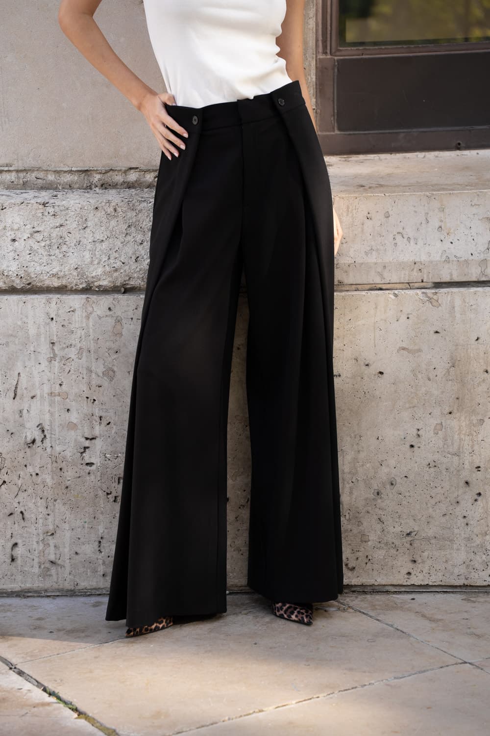 PANTALON PALAZZO À PLIS NOIR 