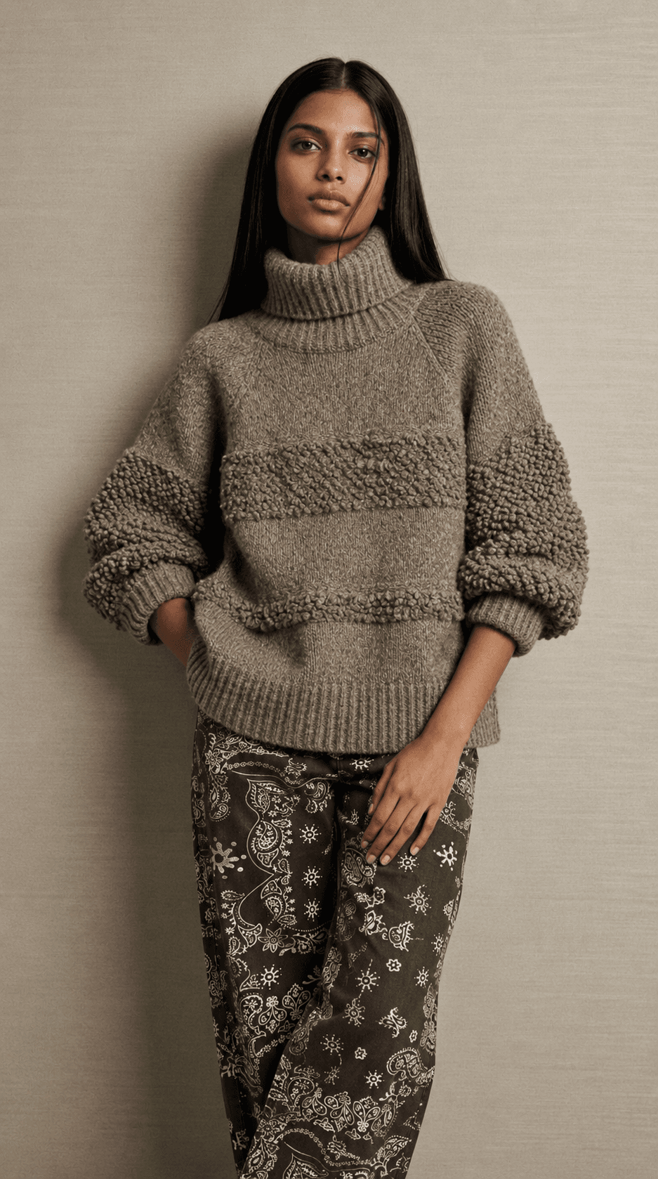 PULL MAILLE BOUCLÉE