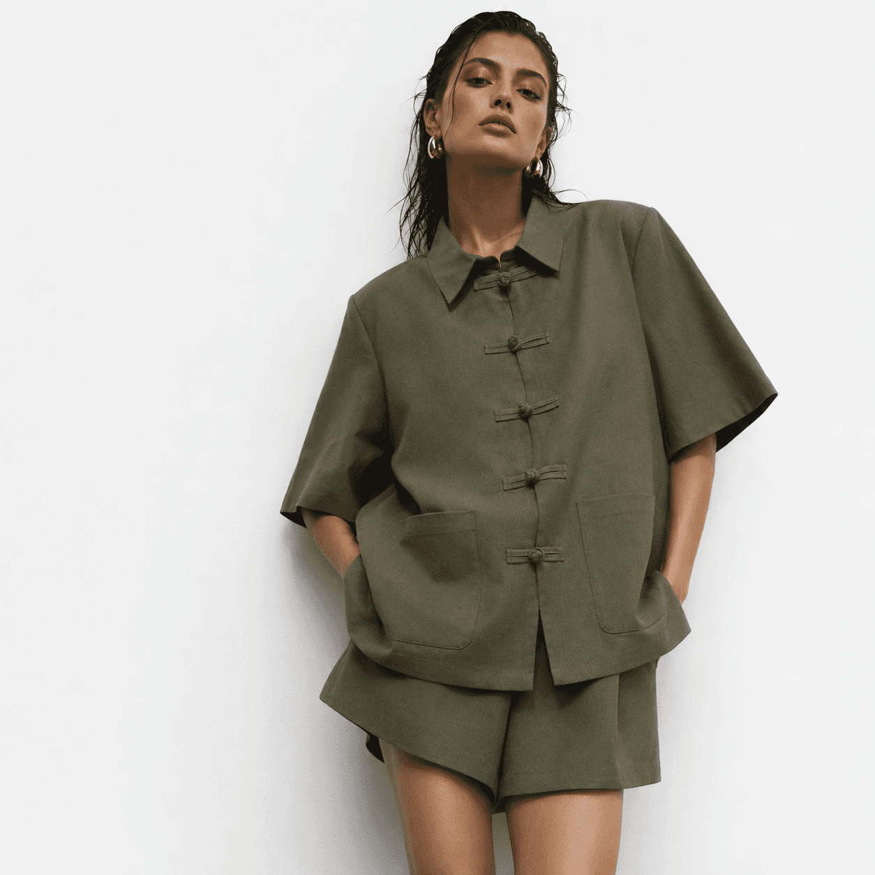 CHEMISE LIN OVERSIZE À BRANDEBOURGS