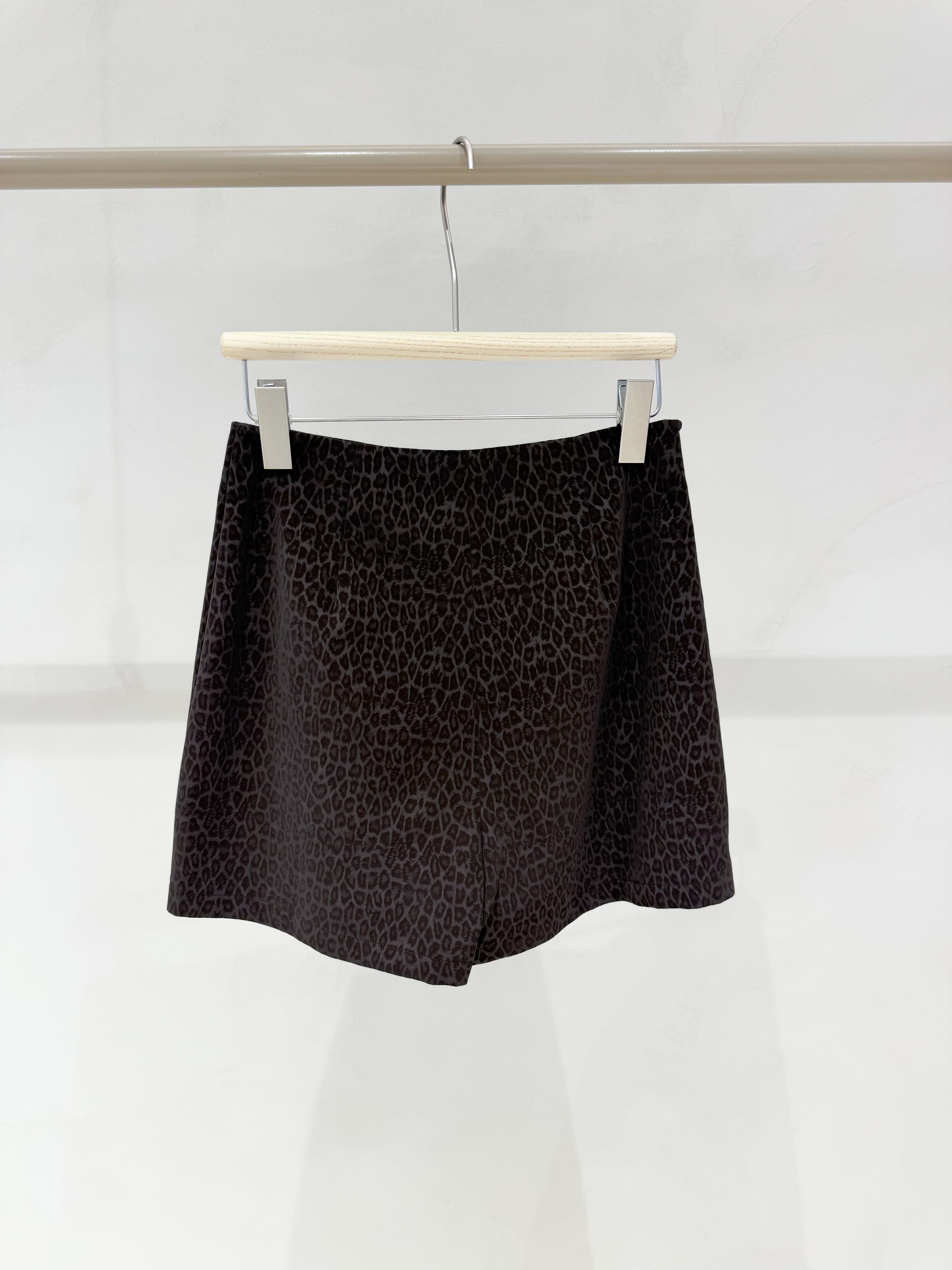 JUPE SHORT LÉOPARD 