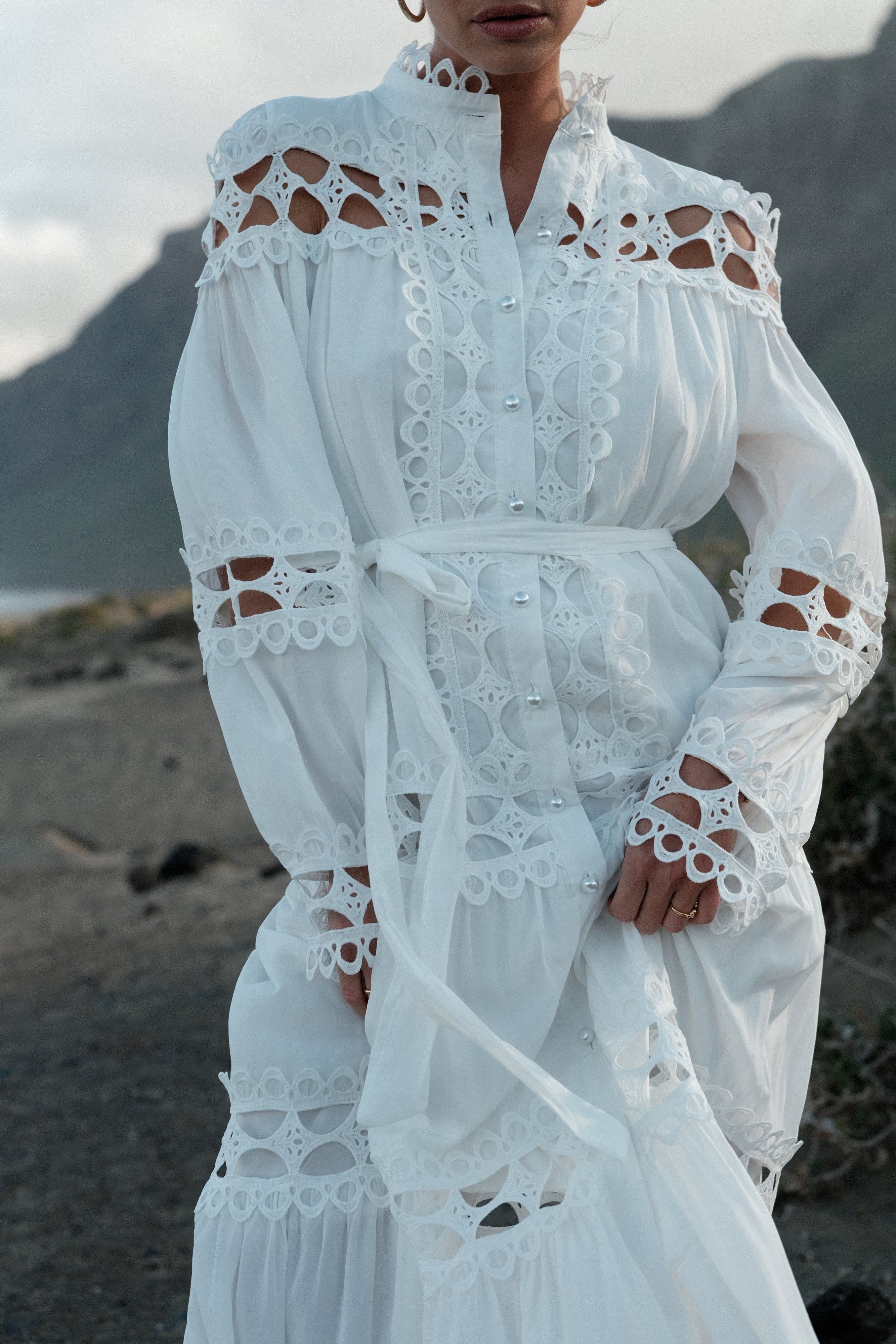 ROBE DENTELLE BLANCHE 
