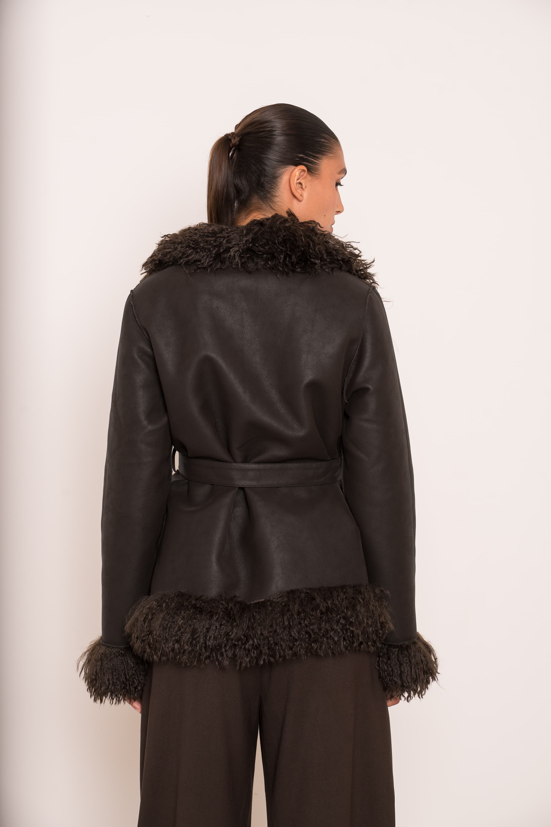 Veste réversible effet cuir et fourrure