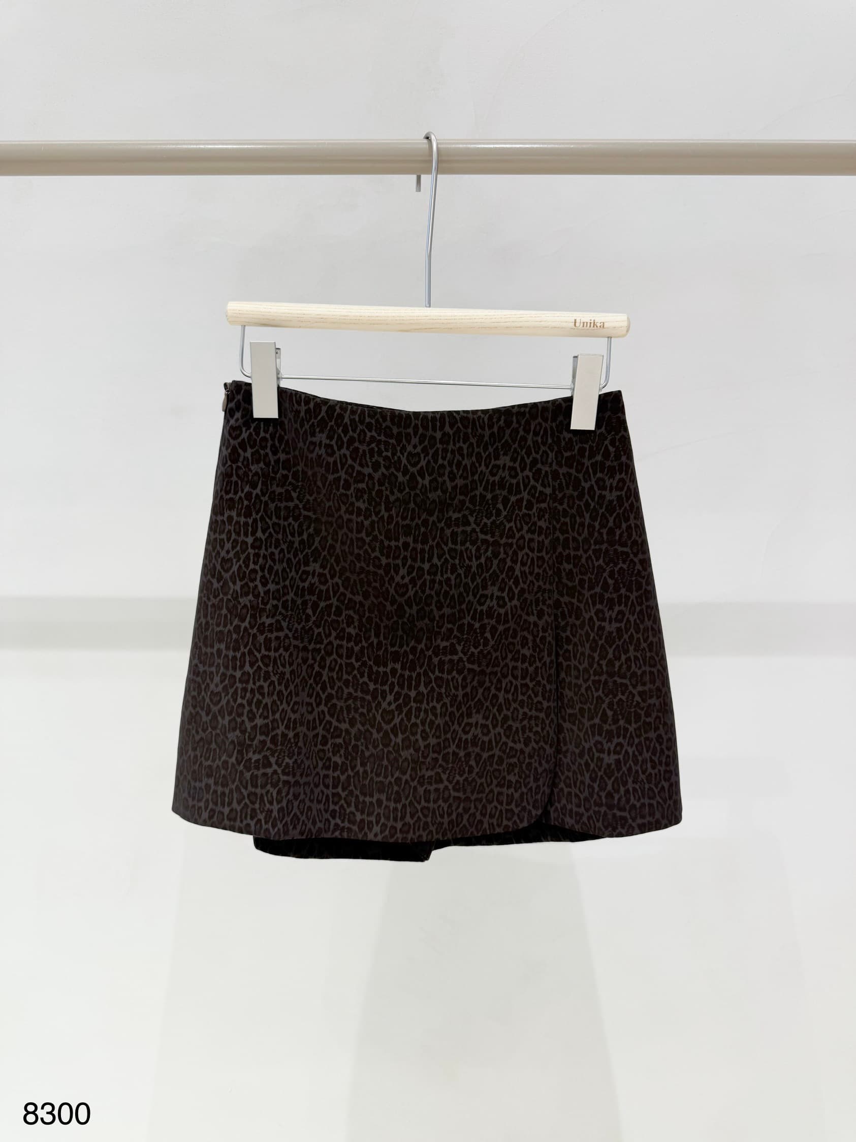 JUPE SHORT LÉOPARD 