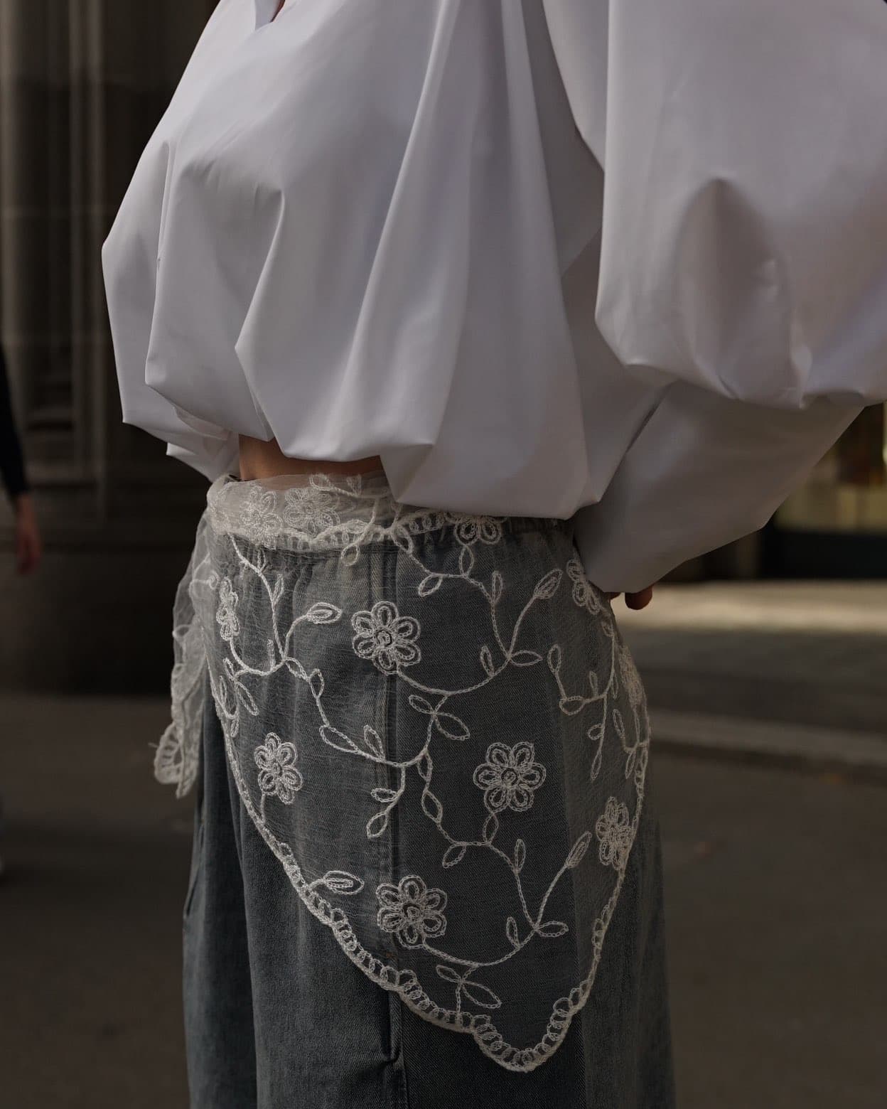 FOULARD EN DENTELLE 