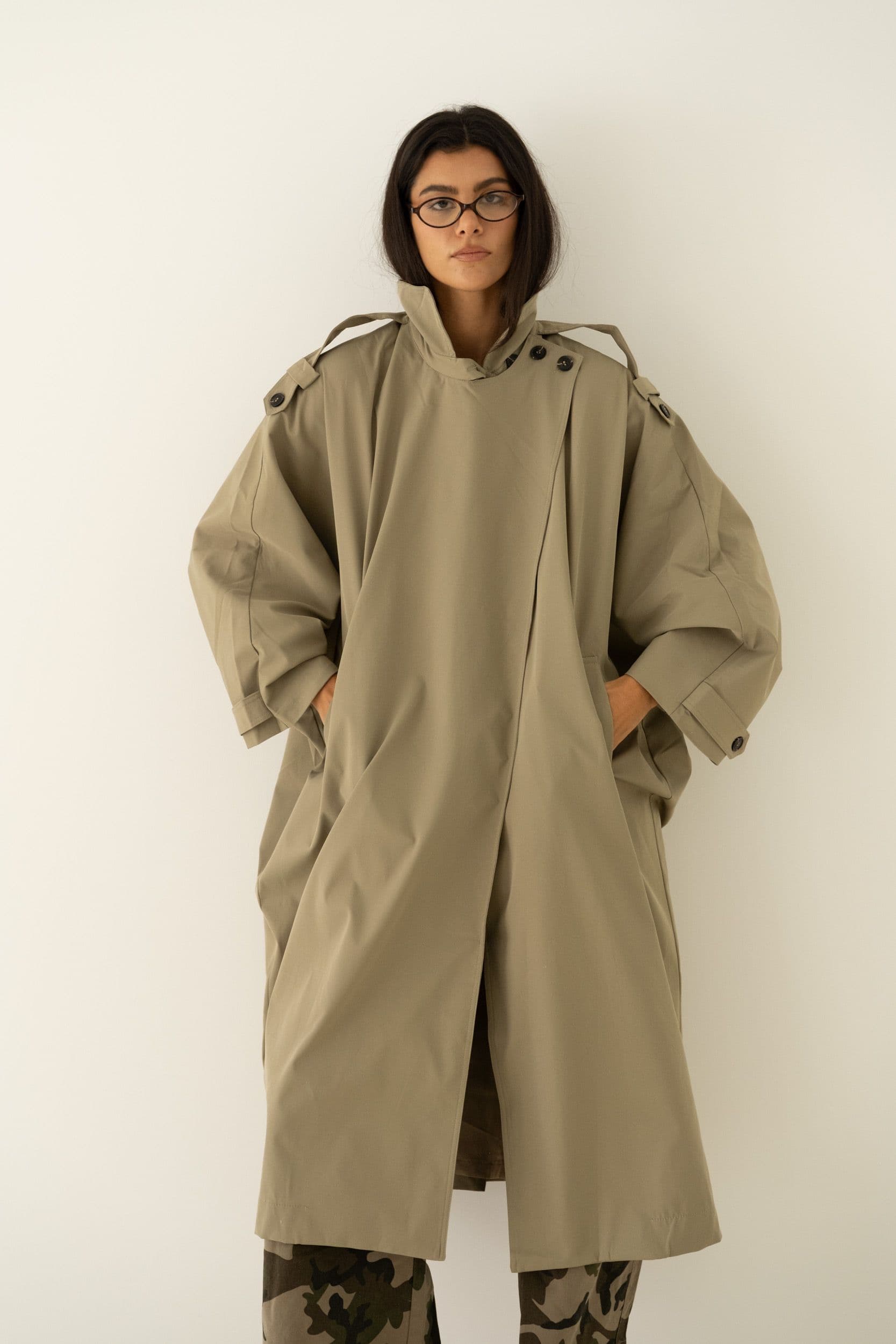 TRENCH CAPE ALMA