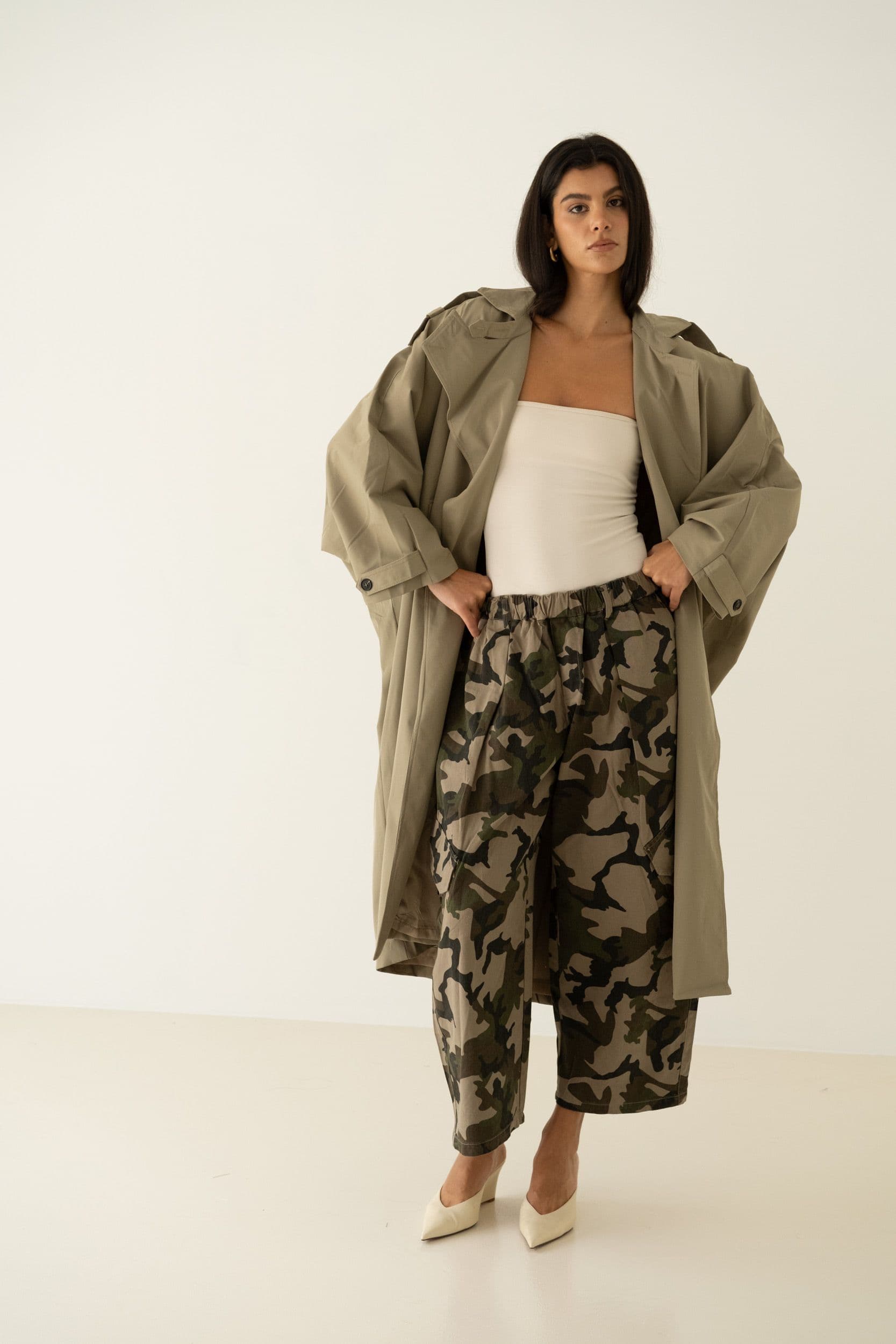 TRENCH CAPE ALMA