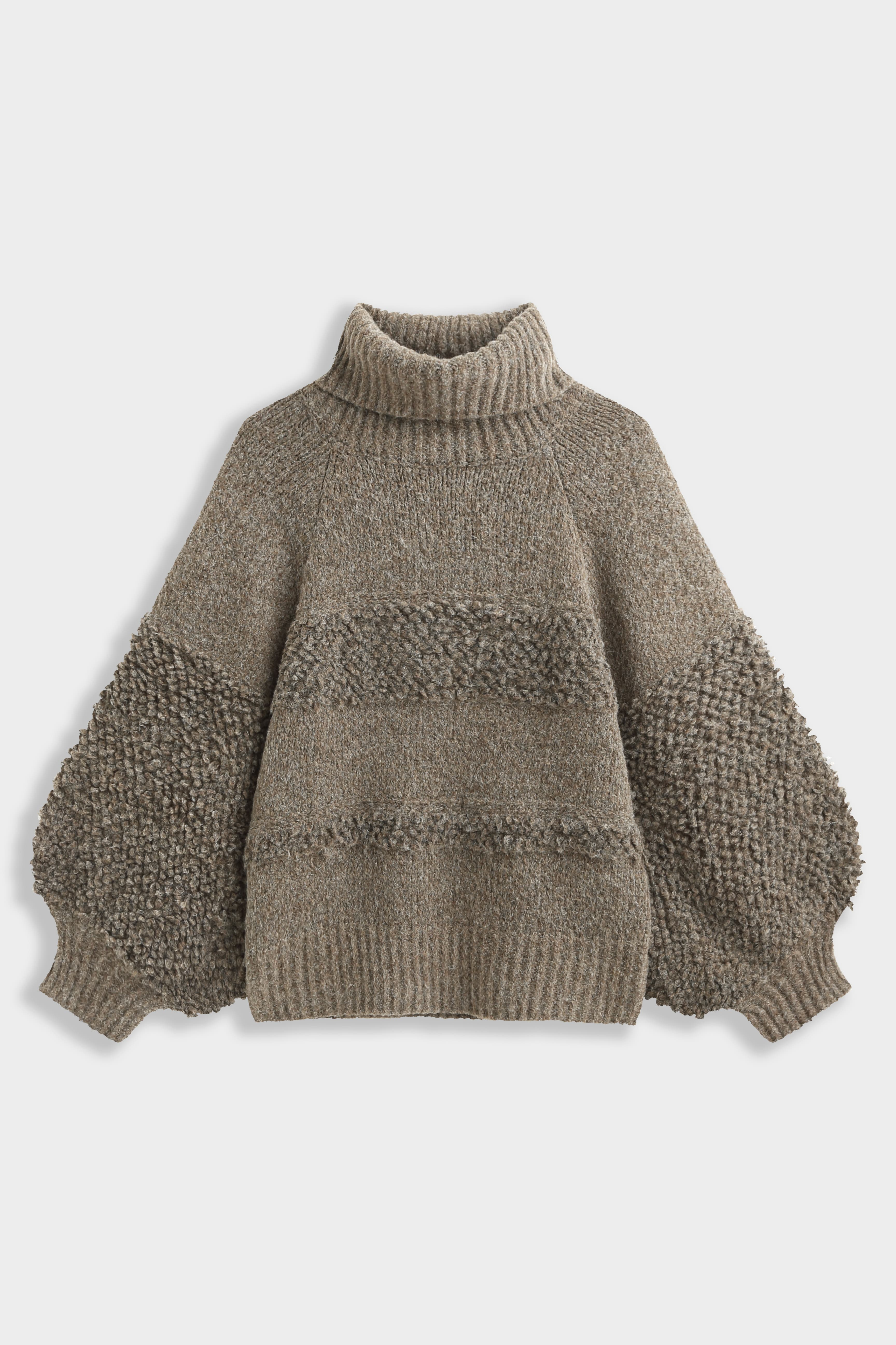 PULL MAILLE BOUCLÉE