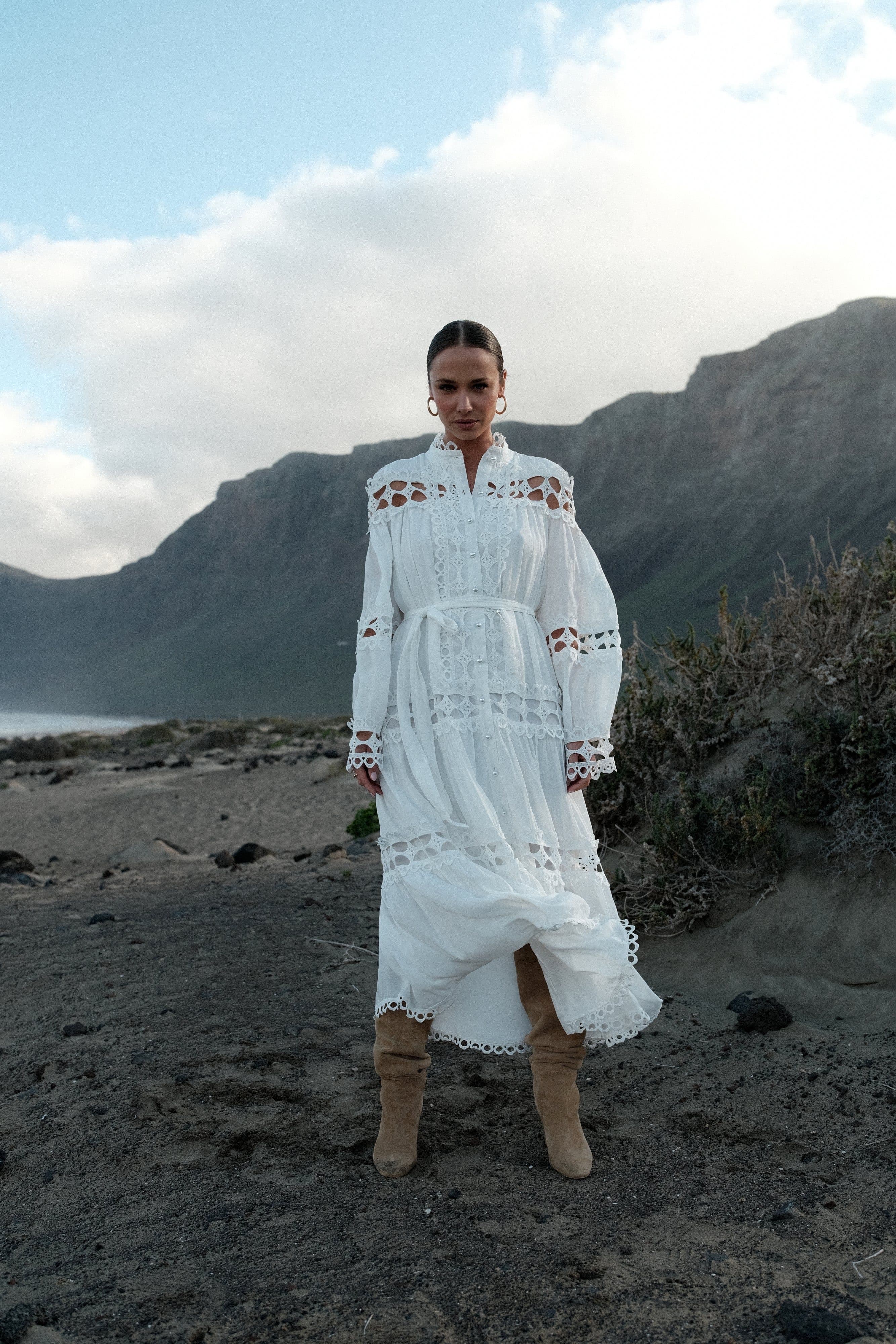 ROBE DENTELLE BLANCHE 