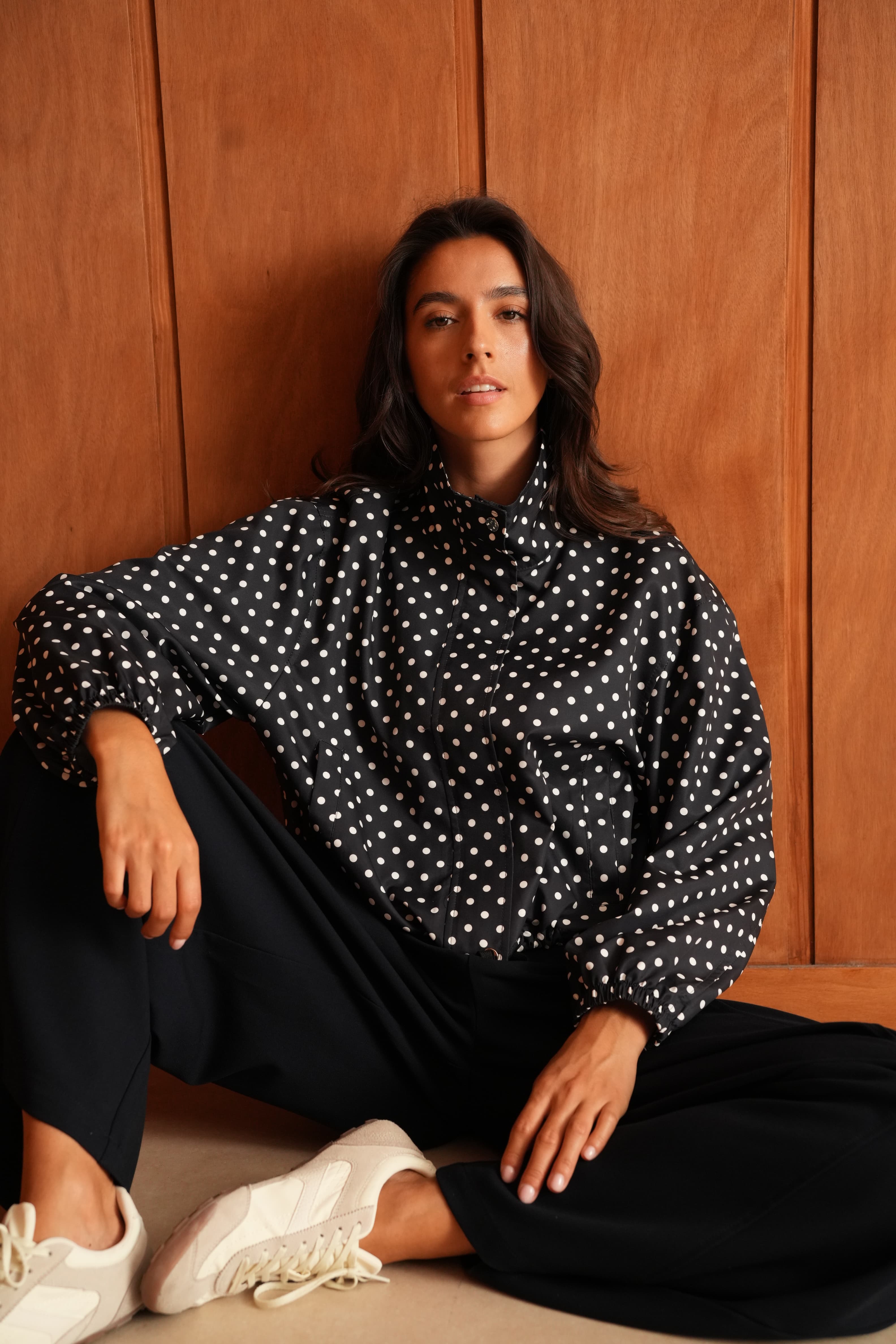 VESTE IMPERMÉABLE À POIS